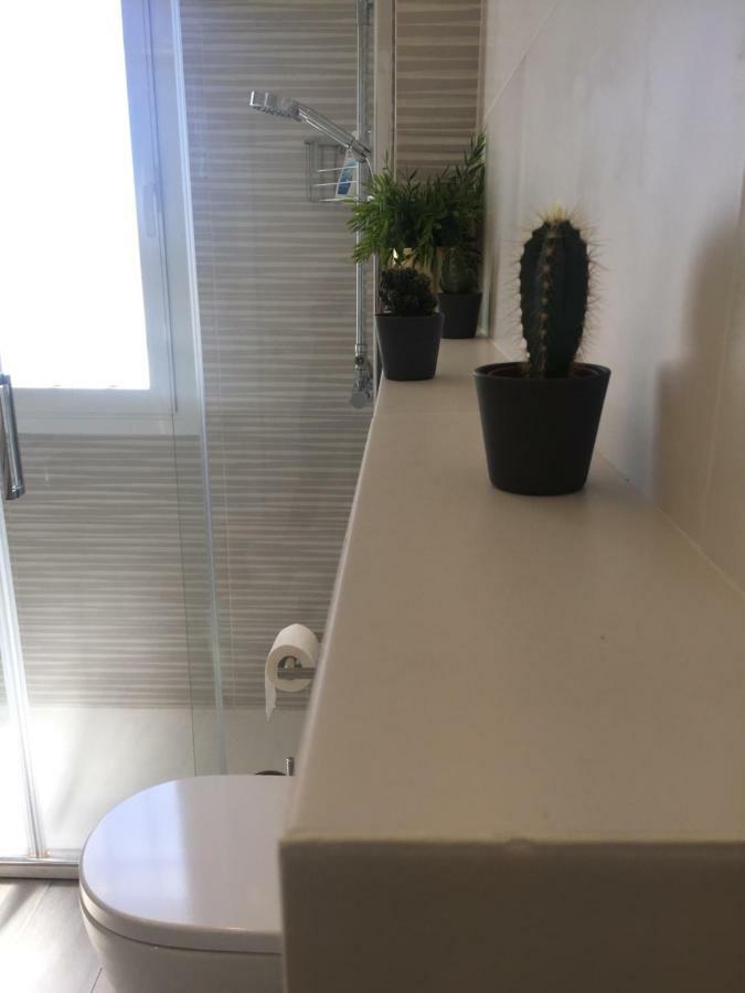 Penthouse Asuncion Feria Apartment Севиля Екстериор снимка